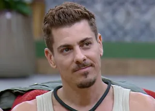A Fazenda 18: Sacha Bali detona peões e manda recado afiado: 'Aprende'