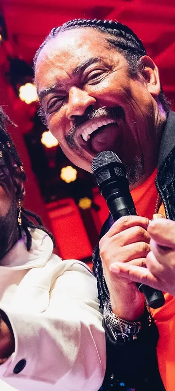 Fãs acusam golpe após É o Tchan negar shows na Europa: 'Sem reembolso'