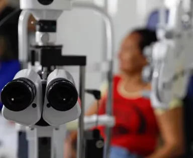 Carreta de Oftalmologia oferece consultas, exames e cirurgia de catarata gratuitos na Bahia