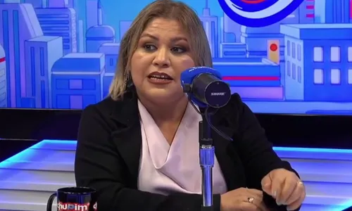 
					A Fazenda 18: Lene Sensitiva choca ao prever morte no reality show
				
				