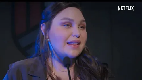 
					Atriz de 'Rebelde' preocupa fãs após desabafo sobre depressão
				
				