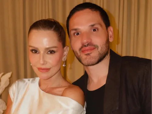 
					Deborah Secco marca casamento com Dudu Borges após 'conselho do além'
				
				