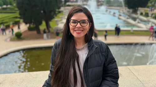 
					'Educadores podem ser os primeiros a perceber sinais de sofrimento emocional em alunos', alerta professora Fernanda Barboza
				
				