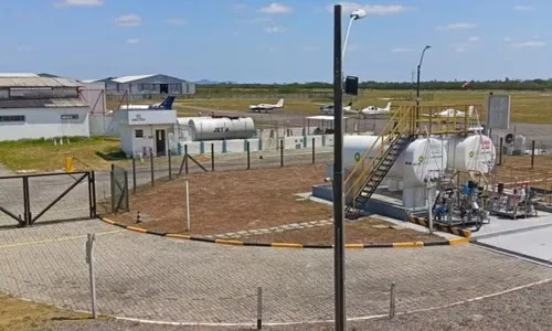 
					Feira de Santana tem aeroporto suspenso após licença ambiental vencida
				
				