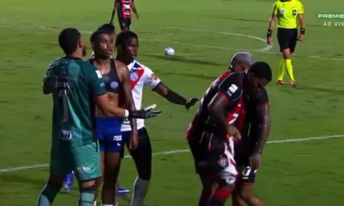 
					Jogadores do Vitória são punidos após confusão com camisa em Ba-Vi
				
				
