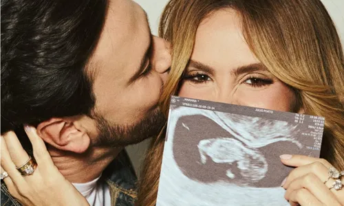 
					Mariana Fagundes, dona do hit 'Peão Todo Tatuado', anuncia 1ª gravidez
				
				
