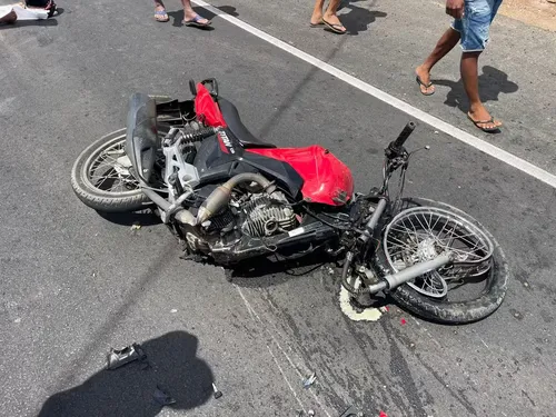 
					Oito acidentes deixam três mortos no fim de semana em cidade da Bahia
				
				