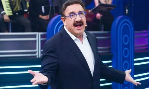 
					Ratinho se irrita com sequência de ataques no SBT e cita perseguição
				
				
