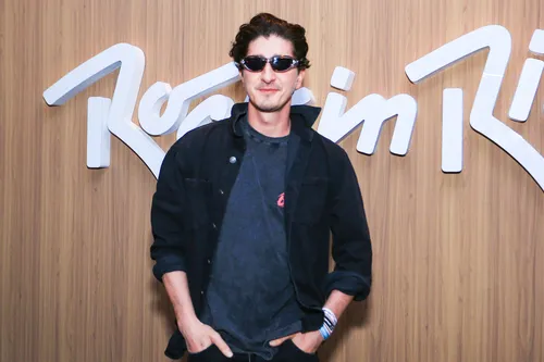 
					Rock in Rio: famosos ousam com couro e mais; veja looks do 2º dia
				
				