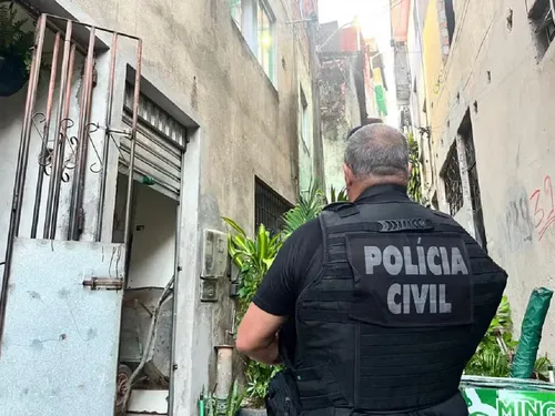 
					Sobe para 51 o número de pessoas presas em operação na Bahia
				
				
