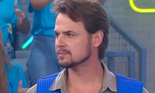 
					A Fazenda 18: ator Daniel Erthal vendeu cerveja ao ficar longe da TV; relembre carreira
				
				