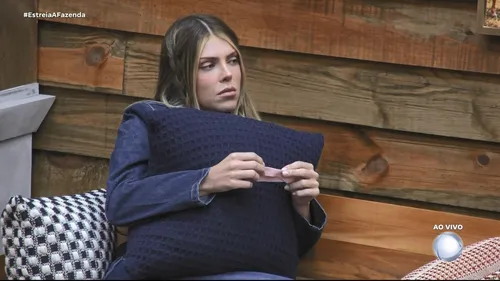 
					A Fazenda 18: conheça os 4 visitantes e entenda a dinâmica; Ana Bruna, Giovanna Gold, Igor e Renê
				
				