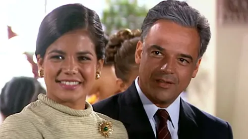 
					Após flerte com Paulo Zulu, Nívea Stelmann revela nunca ter dado beijo técnico; relembre casais dela na ficção
				
				