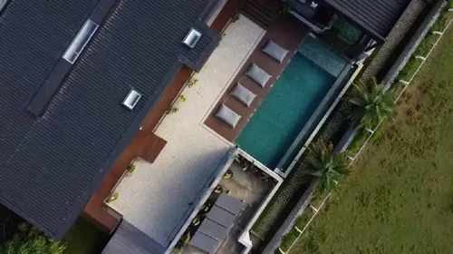 
					Bianca Andrade expõe o verdadeiro motivo para largar a 'casa do tubarão' de R$ 18 milhões, com cinema e aquário
				
				