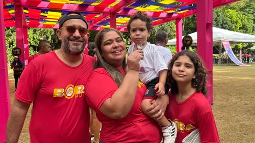 
					BORA reúne multidão em manhã de atividades físicas em Salvador; veja fotos
				
				