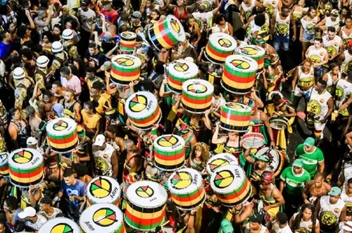 
					Silva, Sandra de Sá, Zeca Baleiro, aniversário do Ilê Aiyê e Olodum: veja a Agenda Cultural de Salvador e RMS
				
				