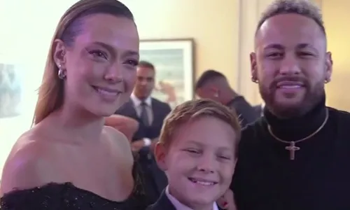 
					Carol Dantas desabafa sobre 'dificuldade' em criação de filho com Neymar: 'Coisa chata'
				
				
