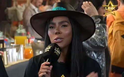 
					Record toma atitude e Carol Lekker deve ser demitida nos próximos dias
				
				