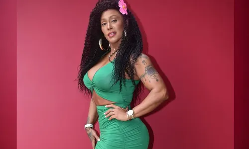 
					Celebridades capricham e esbanjam looks luxuosos no São Paulo Fashion Week; VEJA FOTOS
				
				