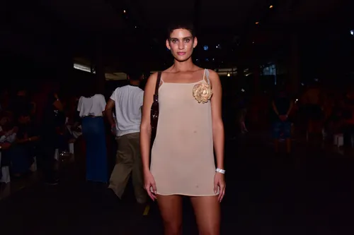
					Celebridades capricham e esbanjam looks luxuosos no São Paulo Fashion Week; VEJA FOTOS
				
				