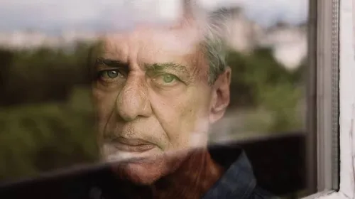 
					Chico Buarque é ameaçado de morte e aciona a polícia: 'Adoraria abreviar a vida deste desgraçado'
				
				