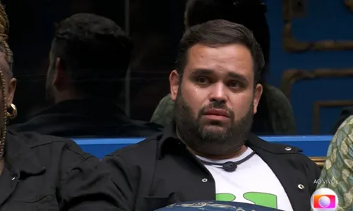 
					Como vive o ex-BBB Michel, criticado por trabalhar como motorista de aplicativo
				
				