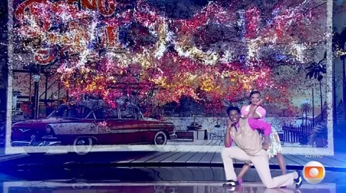 
					Dança dos Famosos 2026: veja as apresentações deste domingo ao som de rock
				
				