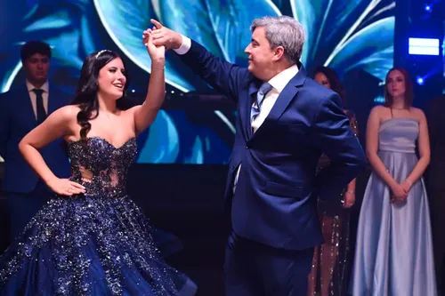 
					De 'ídola' da filha de Neymar a fenômeno do YouTube: quem é Maria Clara, que viralizou com festa milionária
				
				