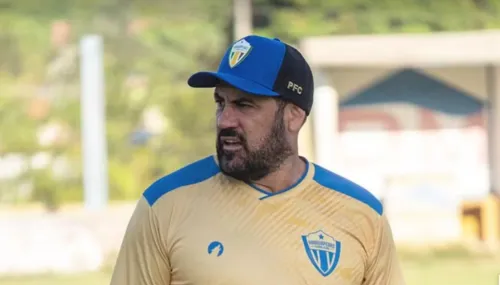 
					Eleições 2026: ex-jogadores de futebol dão vexame nas urnas e 2 são eleitos; veja lista de votos
				
				