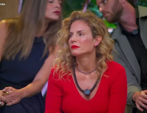 
					Enquete A Fazenda 18: Adryana, Daniel ou Sérgio: quem deve ser o Fazendeiro?
				
				