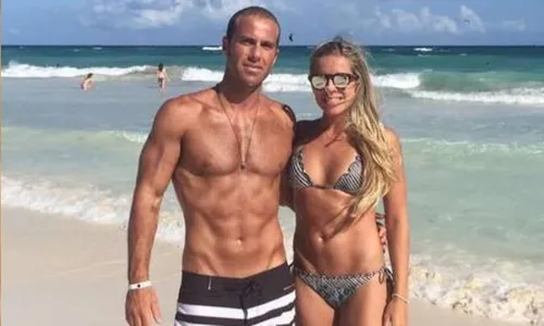 
					Ex-BBB casado trai esposa com dentista envolvida em polêmica de agressão; relação sexual é exposta
				
				