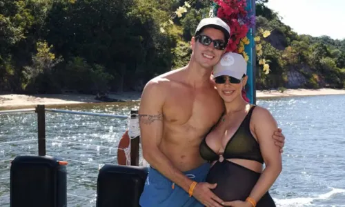 
					Ex-BBB Larissa Tomásia desabafa de abandono das amigas durante gravidez e manda indireta
				
				