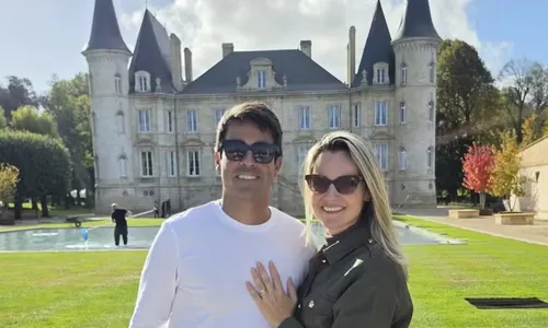 
					Ex-paquita Thalita Ribeiro e ex-ator mirim Patrick Oliveira celebram 16 anos de união com viagem de luxo
				
				
