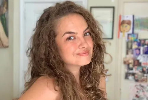 
					Morre a atriz Lua Blanco, a Roberta de 'Rebelde', aos 39 anos
				
				