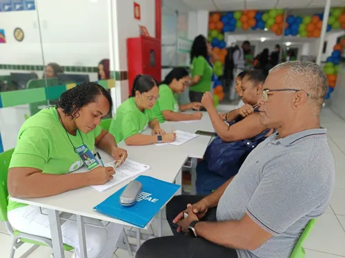 
					Feiras de empregabilidade em Salvador oferecem mais de 250 oportunidades nesta quarta (21)
				
				