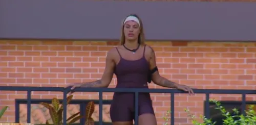 
					Fran vai ser expulsa de 'A Fazenda 18'? Ana Bruna acusa adversária de agressão em briga por geladeira; assista
				
				