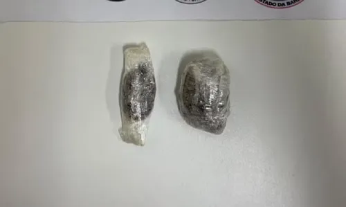 
					Funcionário terceirizado é flagrado ao tentar entrar em presídio com drogas na Bahia
				
				