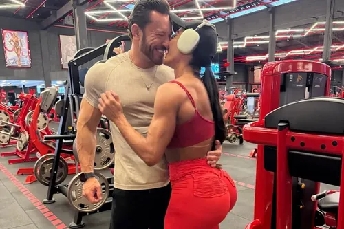 
					Gabriel Cardoso rompe o silêncio após término com Gracyanne Barbosa e expõe: 'Estava mudando minha personalidade'
				
				