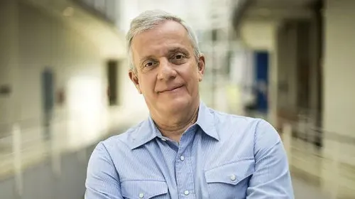 
					Gil do Vigor rebate jornalista após ser chamado de 'falso acadêmico'; saiba quem é
				
				