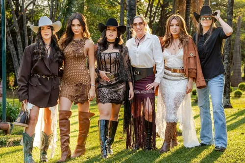 
					Globo escala mãe de Virginia para novo reality show; veja elenco
				
				