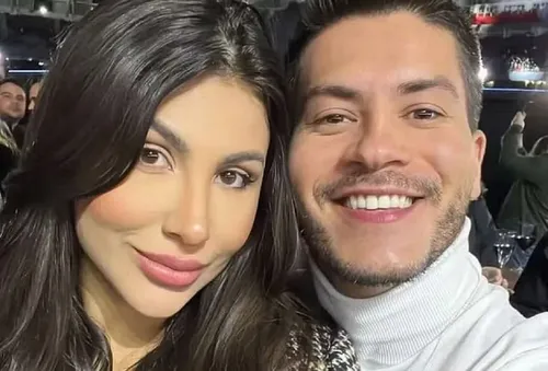
					Grávida, Jheny Santucci faz desabafo após fim do casamento com Arthur Aguiar e dá recado
				
				