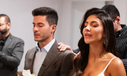 
					Grávida, Jheny Santucci faz desabafo após fim do casamento com Arthur Aguiar e dá recado
				
				