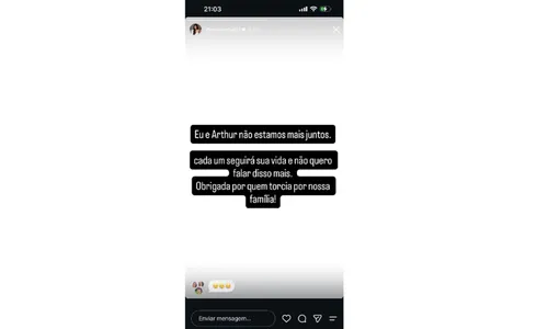
					Grávida, Jheny Santucci faz postagem 'relâmpago' de término de casamento com Arthur Aguiar
				
				