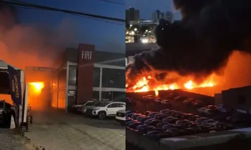 
					Incêndio atinge concessionária e população tenta salvar veículos na Bahia
				
				