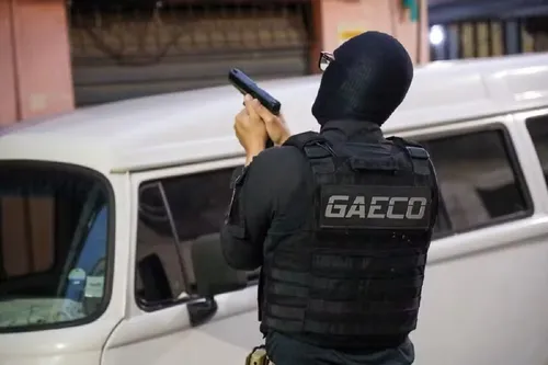 
					Mais 20 são presos em ação contra tráfico na Bahia e em 3 estados
				
				