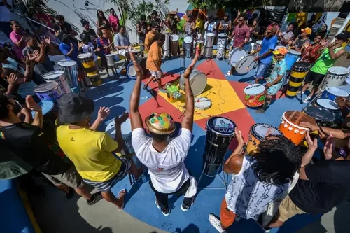 
					Martinho da Vila e Mart'nália, Henry Freitas, Durval Lelys, Jota.Pê e CarnaVá!: veja a Agenda Cultural de Salvador e RMS
				
				