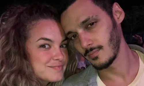 
					Namorado de Lua Blanco faz declaração comovente após morte da atriz; famosos reagem à homenagem
				
				