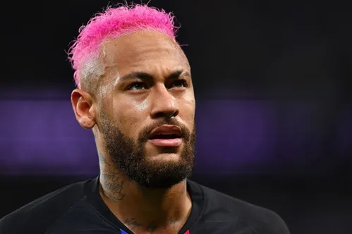 
					De 'porta do hospício' a 'nem os filhos querem estar com ela': os ataques mais pesados da guerra entre Neymar e Luana Piovani
				
				