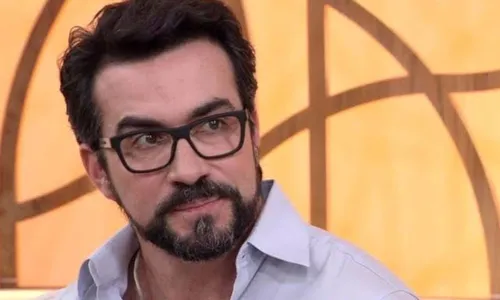 
					Padre Fábio de Melo revela quadro de depressão e faz desabafo sincero: 'Nunca acordei feliz'
				
				