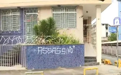 
					PM aposentado que matou homem em Salvador é condenado aos 103 anos
				
				
